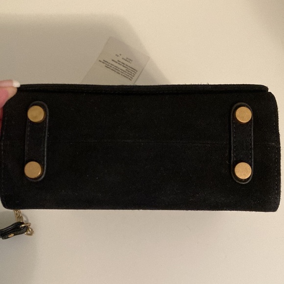 Shanghai tang NWT! Black suede shoulder bag with gold chain - Picture 8 of 14